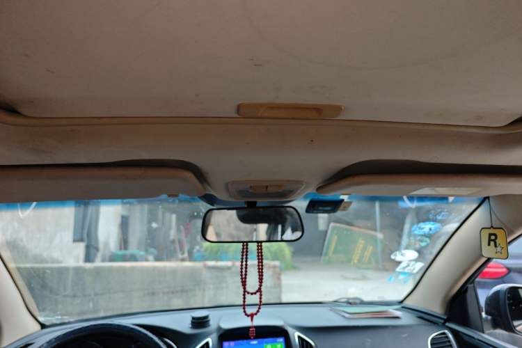 Used Baojun 560 2016 1.8L iAMT Luxury Model Headliner