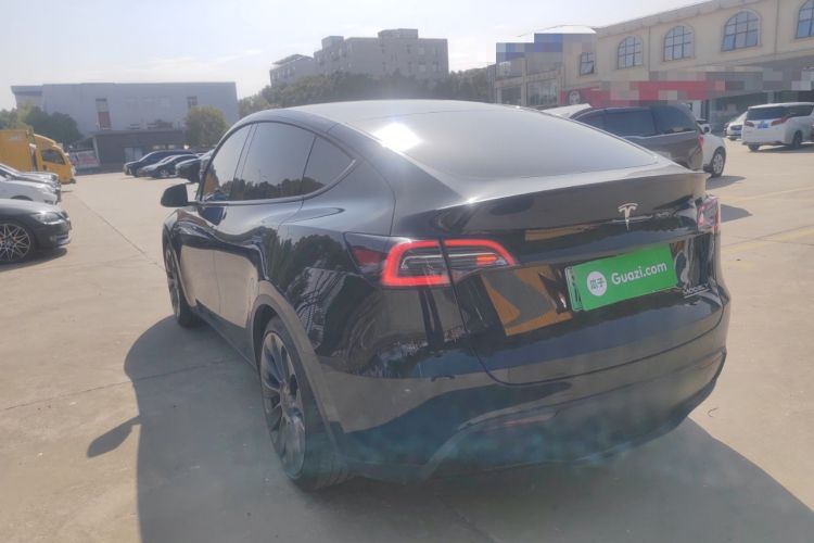 Used Tesla Model Y 2023 High-Performance All-Wheel-Drive Version