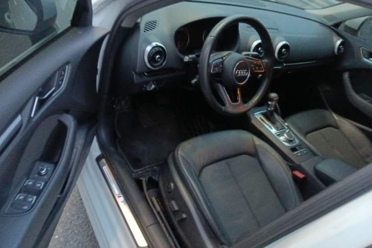 Used Audi A3 2020 Sportback 35 TFSI Fashion Edition China VI Emission Standard