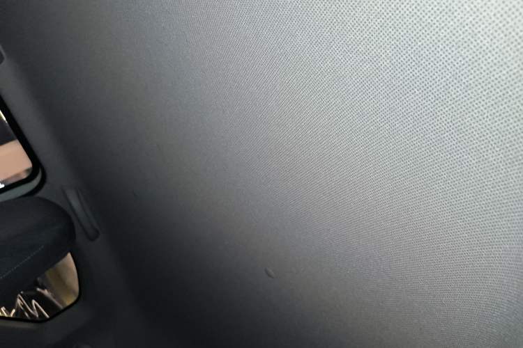 Used Wuling Hongguang MINIEV 2021 Macaron Fashion Model Lithium Iron Phosphate Headliner