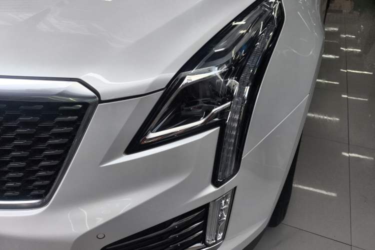 Used Cadillac XT5 2021 2.0T Two-Wheel Drive Luxury Version