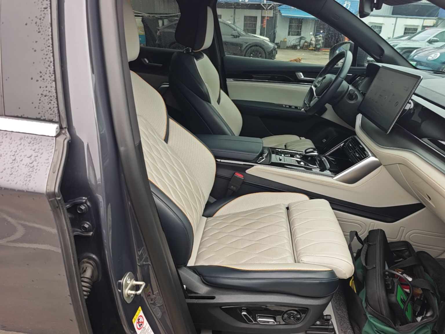 BYD Tang New Energy 2022 EV 730KM Luxury Model — снимка 19
