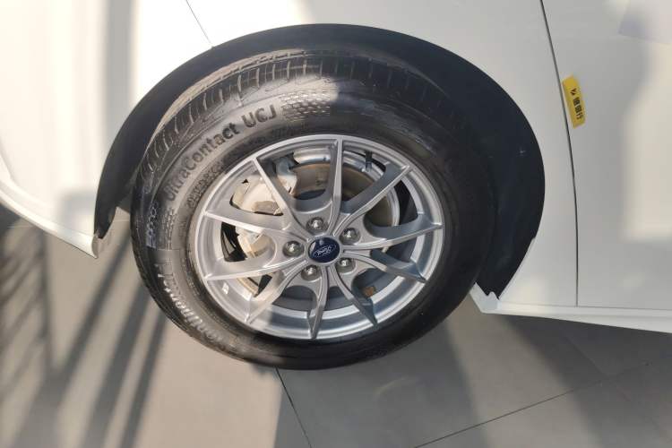 Used Ford Focus 2020 Hatchback 1.5L Automatic Sharp Edition
