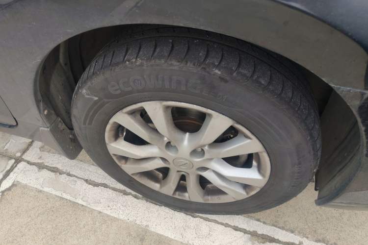 Used Nissan Teana 2013 2.0L XL Comfort Edition Right Front Wheel Hub