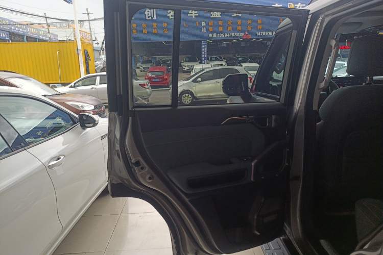 Used JETOUR Traveler 2023 2.0T Four-Wheel Drive Conqueror