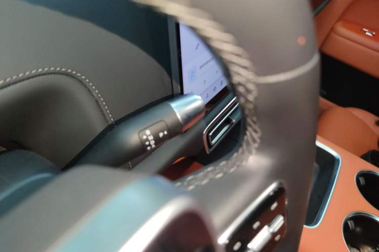 Used Li Auto L8 2024 Max
