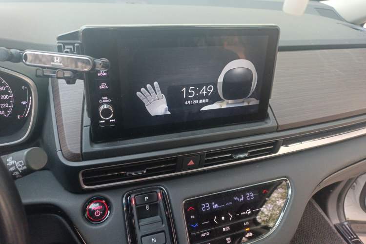 Used Honda Odyssey 2024 2.0L eHEV Sharp·Leading Edition Audio And AC Panel