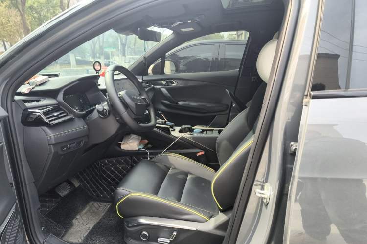 Used Lynk & Co 06 2023 Remix 1.5T Dynamic Halo
