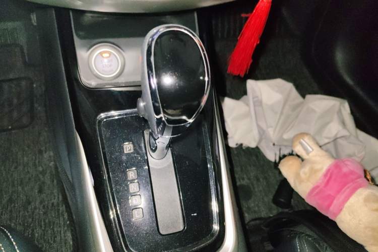 Used Nissan Tiida 2019 1.6L CVT Smart Drive Version China VI Standard