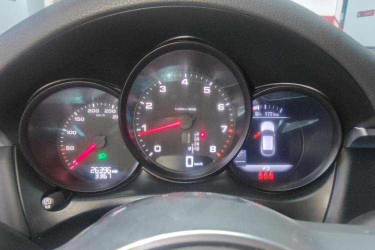 Used Porsche Macan 2021 Macan 2.0T
