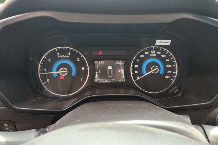 Used Dongfeng Fengon 580 2016 1.8L Manual Comfort Model