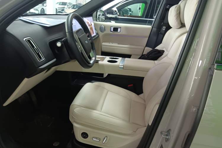 Used Li Auto L6 2024 Max
