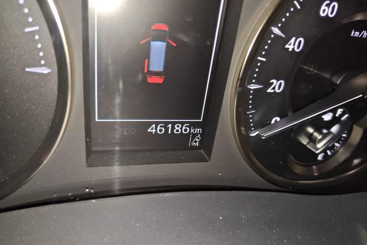 Used Toyota Vellfire 2021 Crown Dual-Engine 2.5L HV Luxury Edition
