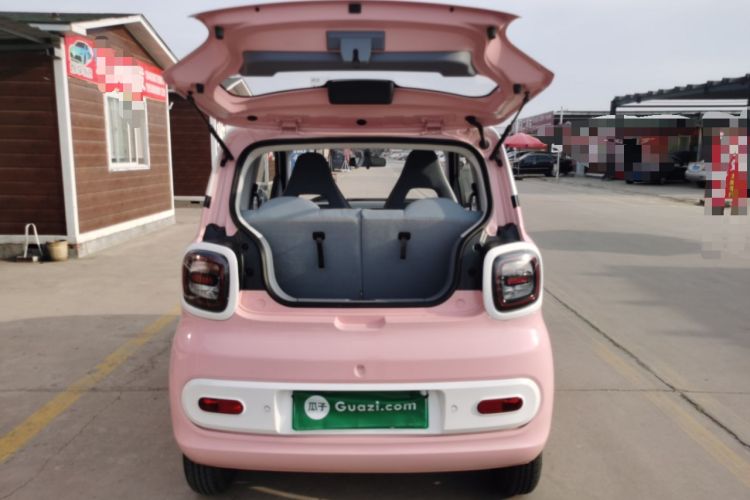 Used Bestune Pony 2024 170km Range Energizing Horse Trunk