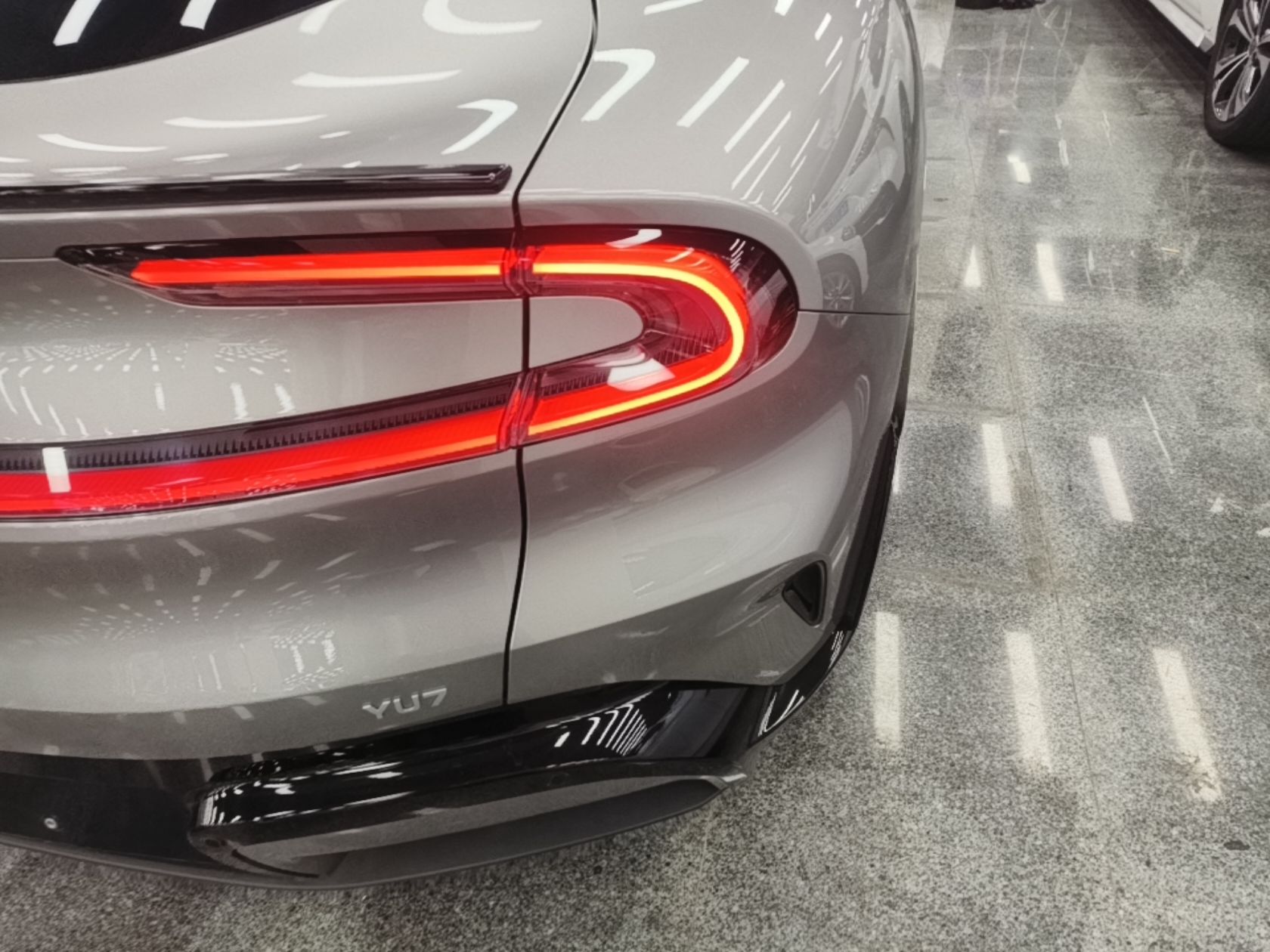 Xiaomi Auto YU7 2025 Ultra-Long Range Rear-Wheel Drive Version — снимка 9