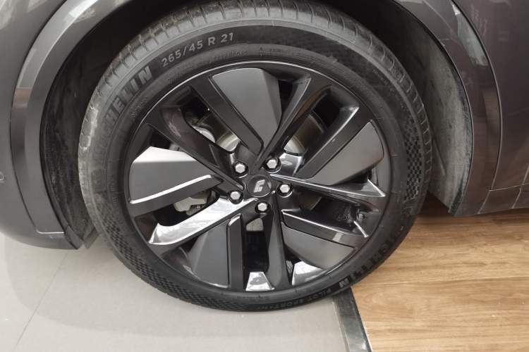 Used Li Auto L9 2023 Pro Model
