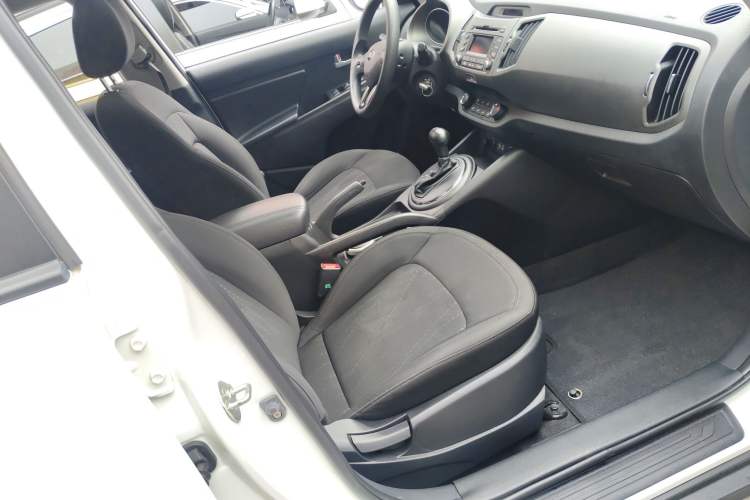 Used Kia Sportage R 2016 2.0L Automatic Two-Wheel Drive GL Right Front Seat