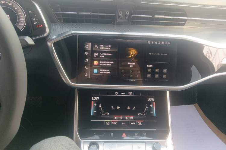 Used Audi A6L 2023 Revised 45 TFSI Prestige Dynamic Edition Audio And AC Panel