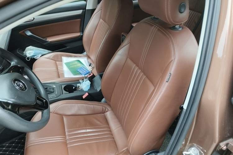 Used Volkswagen Lamando 2015 230TSI DSG Fashion Edition