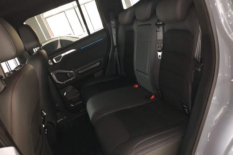 Used JETOUR Traveler 2023 2.0T All-Wheel Drive CrossPRO+
