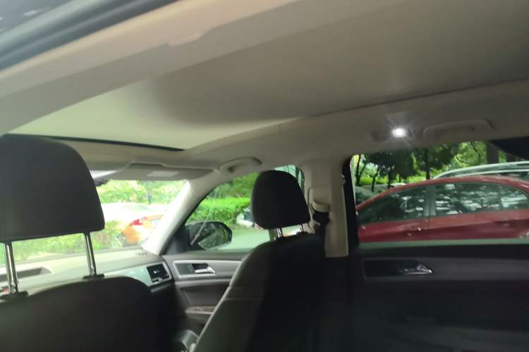 Used Volkswagen Teramont 2017 380TSI Four-Wheel Drive Luxury Edition Headliner