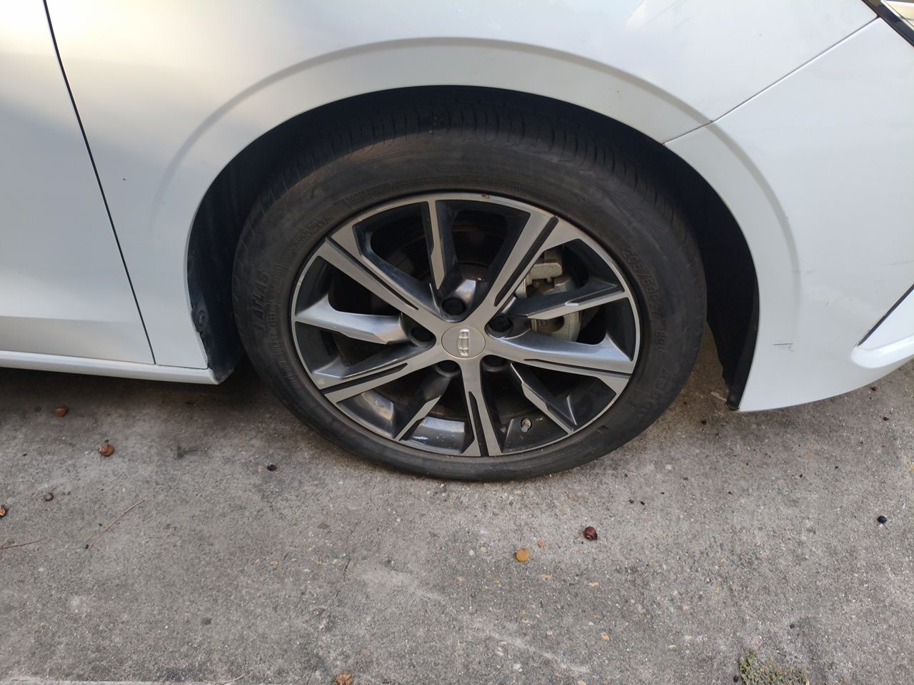 Geely Auto Emgrand 2023 4th Generation Champion Edition 1.5L CVT Prestige Model — снимка 8
