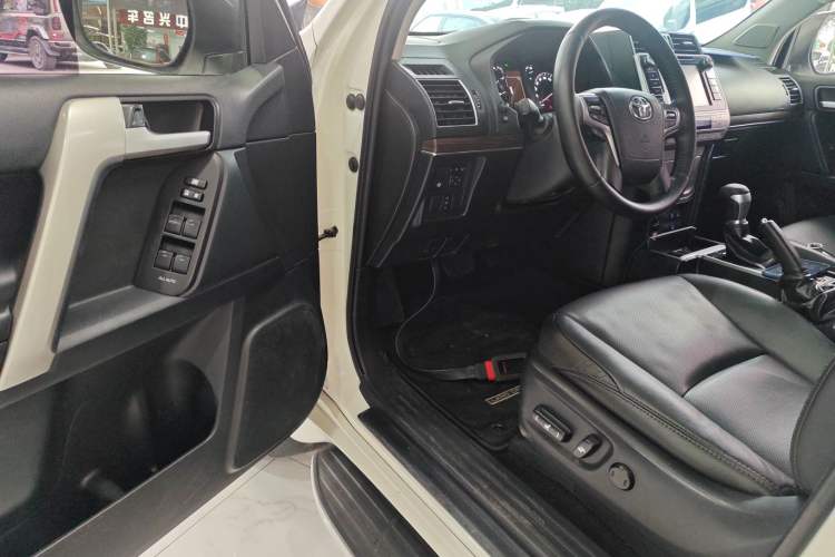 Used Toyota Prado 2018 3.5L Automatic TX-L