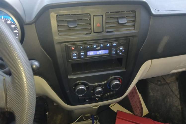 Used Karry Youjin T5 2021 1.5L Standard Version T50 DAM15KR
