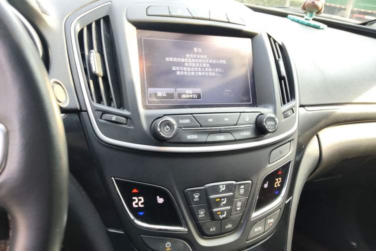 Used Buick Regal 2015 1.6T Elite Tech Model
