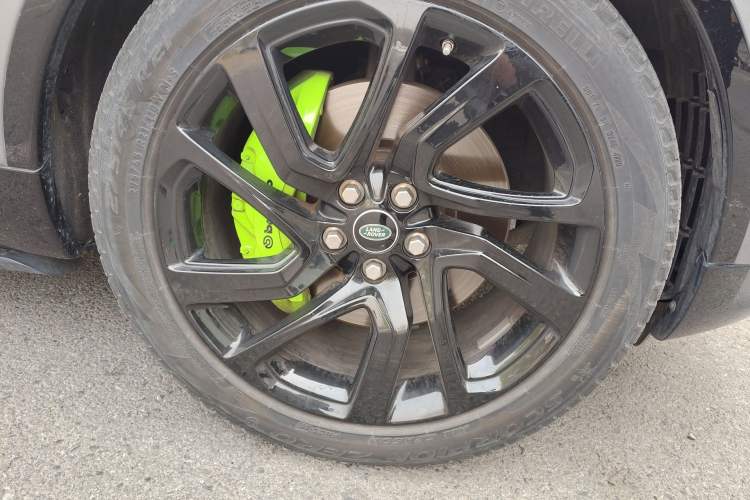 Used Land Rover Discovery 2021 360 PS R-Dynamic SE