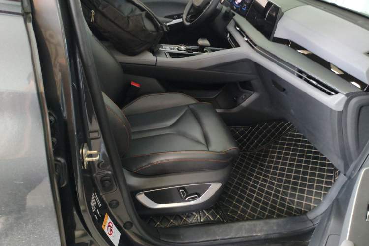 Used CHANGAN CS75 PLUS 2022 2nd Generation 1.5T Automatic Pilot Version
