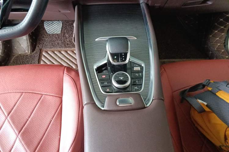 Used Chery Tiggo 8 PRO 2022 290T Two-Wheel Drive Haohan Edition 5 Seats Gear Lever