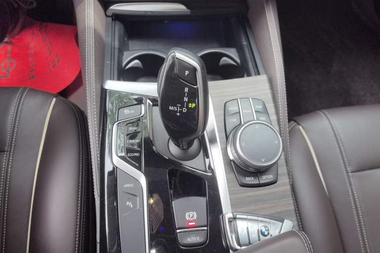 Used BMW 5 Series New Energy 2019 Updated Version 530Le Luxury Package Gear Lever