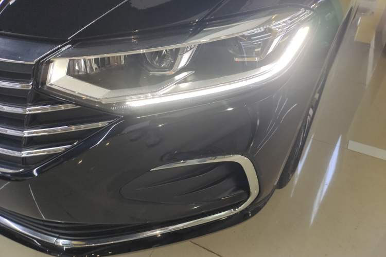 Used Volkswagen Lavida 2023 1.5L Automatic 5 Million Edition Left Front Headlight