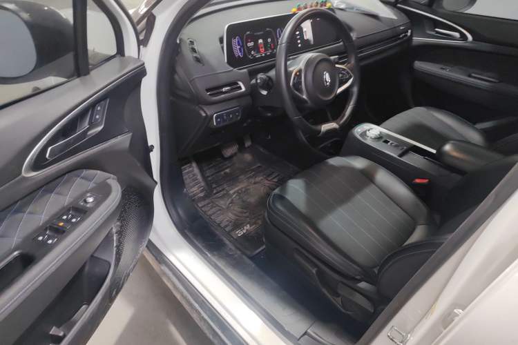 Used ORA Good Cat 2021 400km Standard Range Venus Edition Lithium Iron Phosphate
