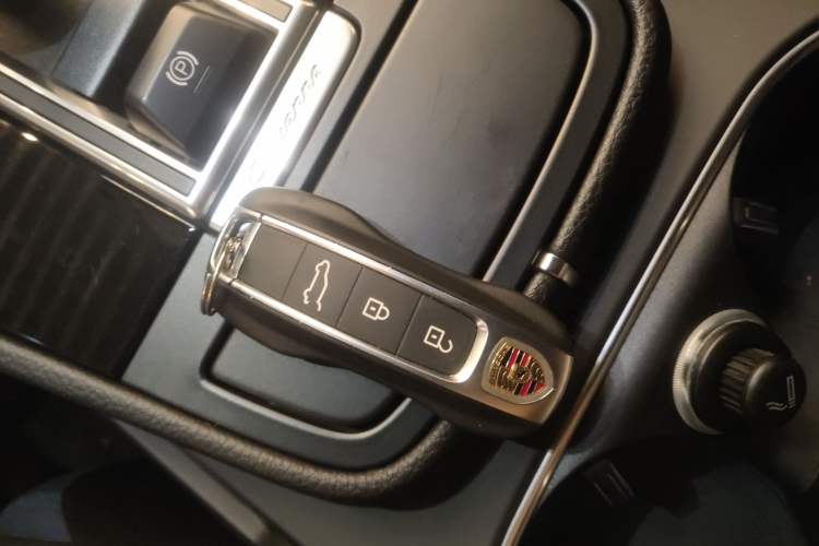 Used Porsche Cayenne 2021 3.0T U.S. specification