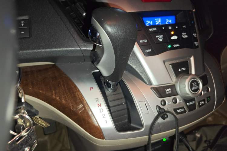 Used Honda Odyssey 2013 2.4L Elite Edition