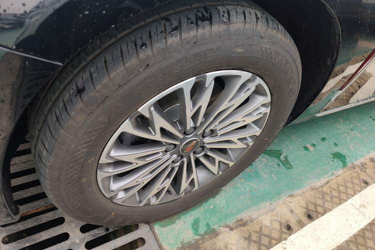 Used Hongqi H5 2025 1.5T DCT Qiyun 500 000th Unit Commemorative Edition Exterior 4