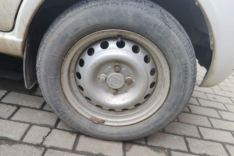 Used Dongfeng Xiaokang K07 2013 1.2L Standard Edition DK12-01