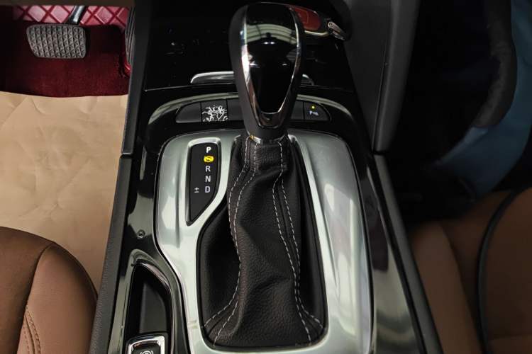 Used Buick Regal 2019 20T Elite Version China VI Standard