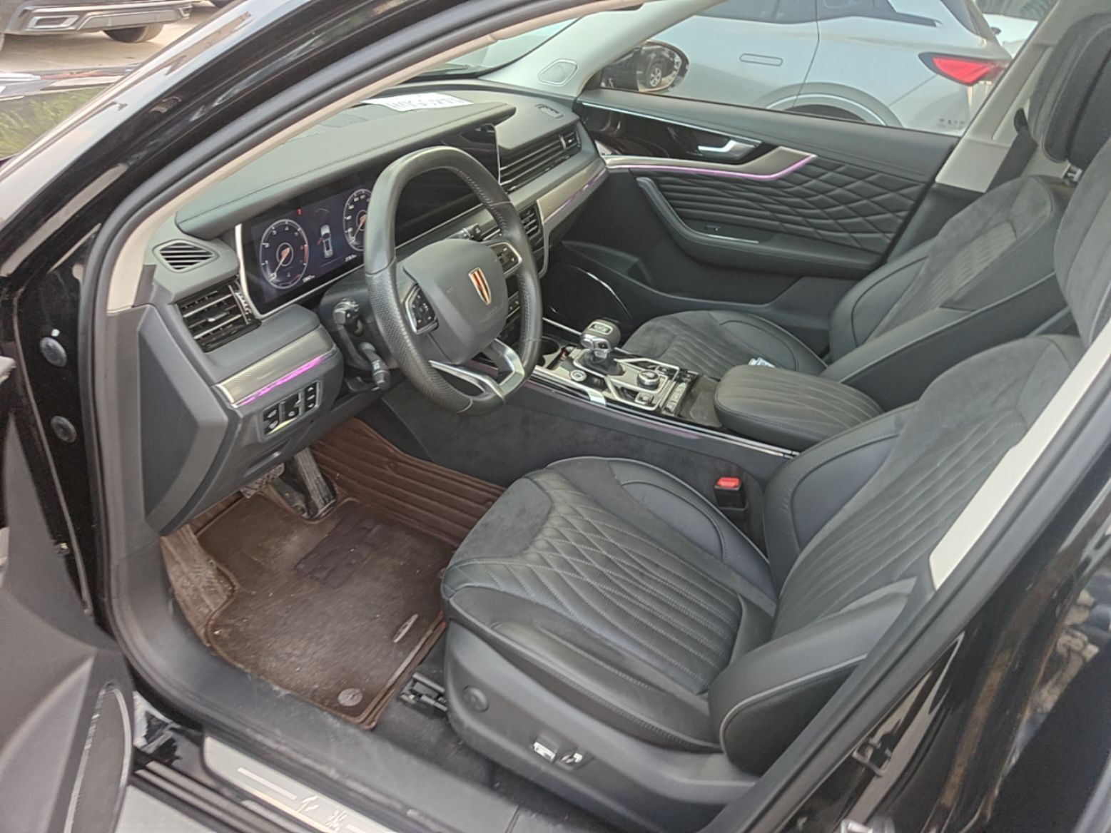 Hongqi HS5 2022 Revised Version 2.0T Smart Connect Flagship Edition — снимка 18