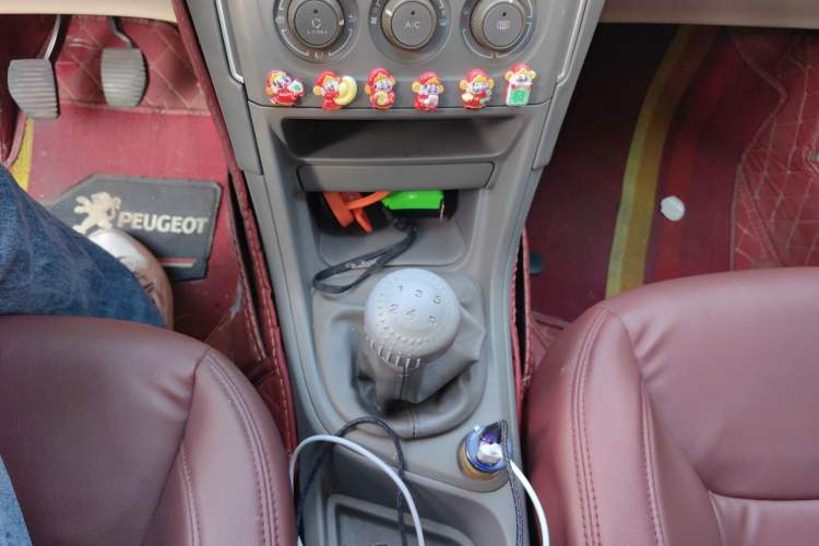 Used Peugeot 308 2012 1.6L Manual YouShang Edition
