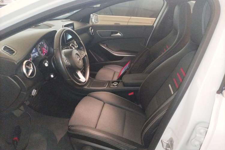 Used Mercedes-Benz A-Class 2016 A 200 Dynamic Edition
