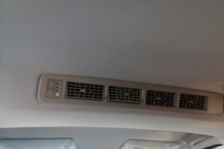 Used Wuling Hongguang New Energy 2025 Extended-Range Hybrid 50KM Comfort Version