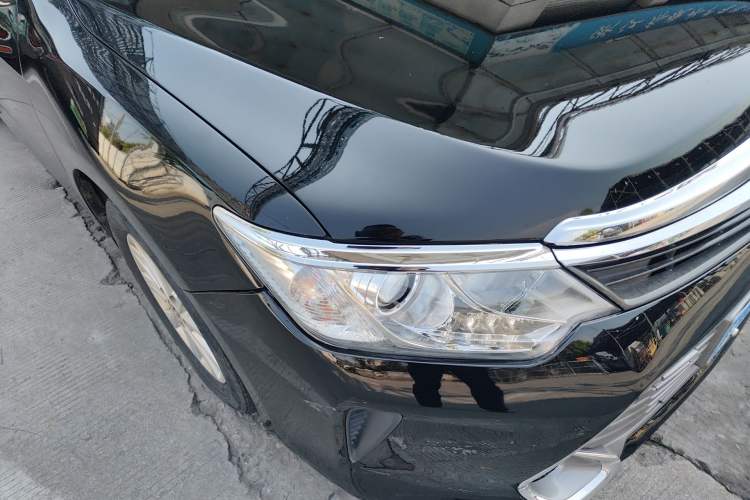 Used Toyota Camry 2015 2.0G Premier Edition Right Front Headlight