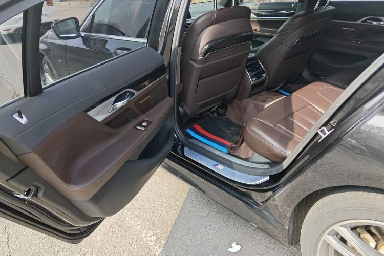 Used BMW 7 Series 2017 730Li Leading Model