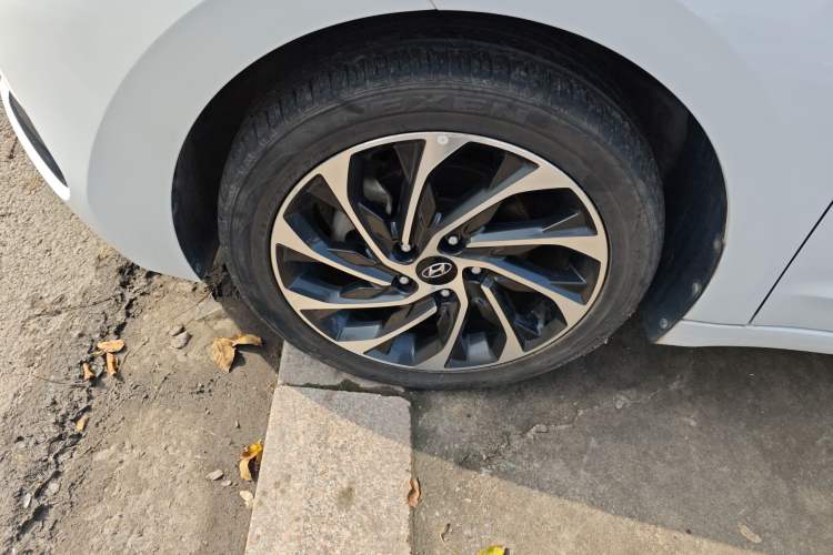 Used Hyundai Elantra (6th Generation / Lingdong) 2019 1.5L CVT ZhiXuan – Elite Version Exterior 7