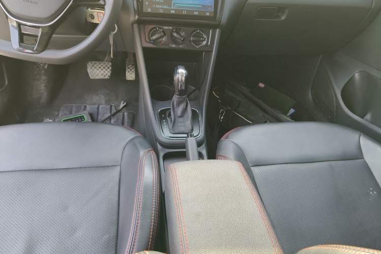 Used Volkswagen Polo 2018 1.5L Automatic Advanced Driving Model Gear Lever