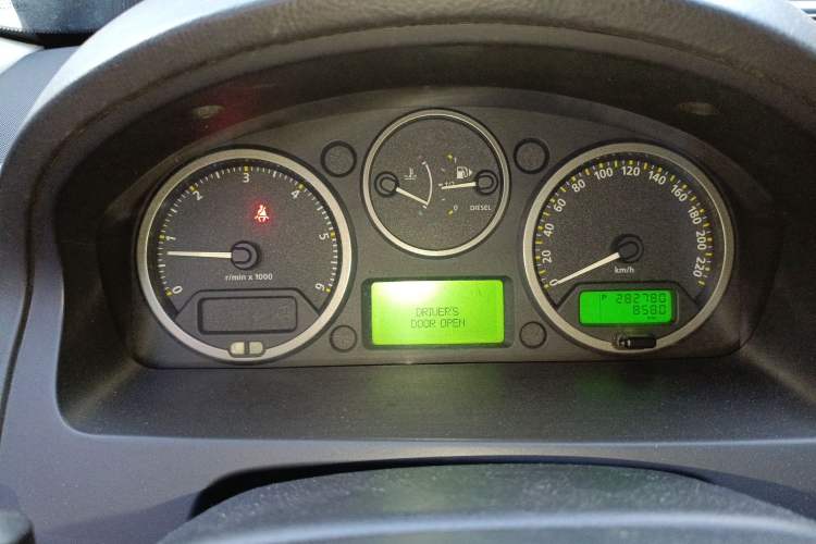 Used Land Rover Freelander 2 2010 2.2 TD4 Automatic SE Diesel Edition Instrument Cluster