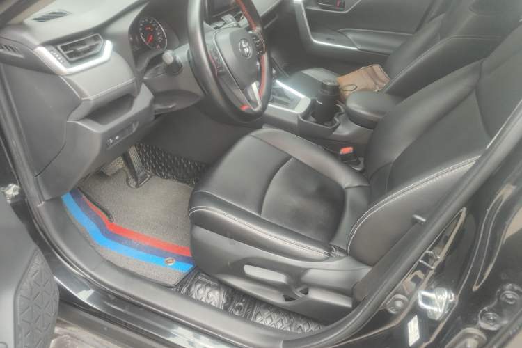 Used Toyota RAV4 2021 2.0L CVT Two-Wheel Drive Urban Edition